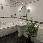 River Apartments, Spacious 2 Bedroom - Muckross Road كيلارني