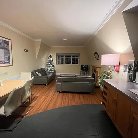River Apartments, Spacious 2 Bedroom - Muckross Road