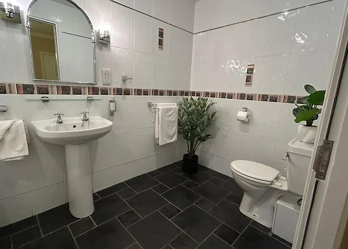 River Apartments, 2 Bedroom - Killarney, Gleneagle *